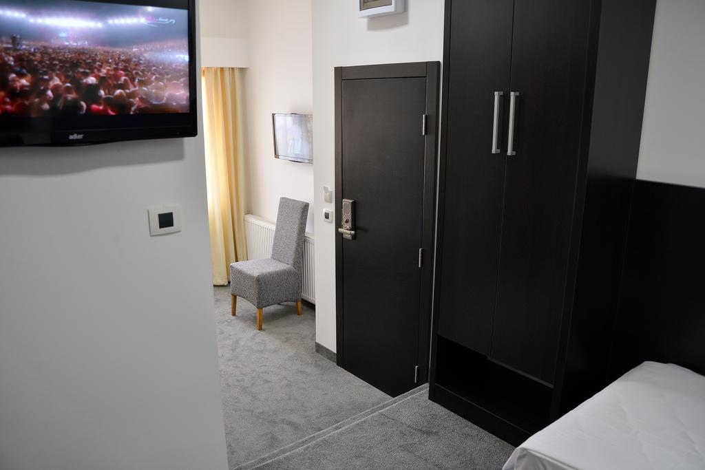 Hotel Golf Kruševac Cameră foto